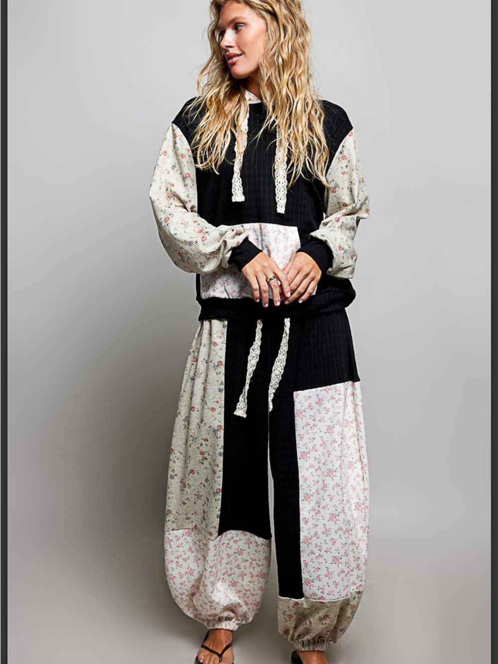 POL Patchwork Bloom Floral & Black Lounge Set